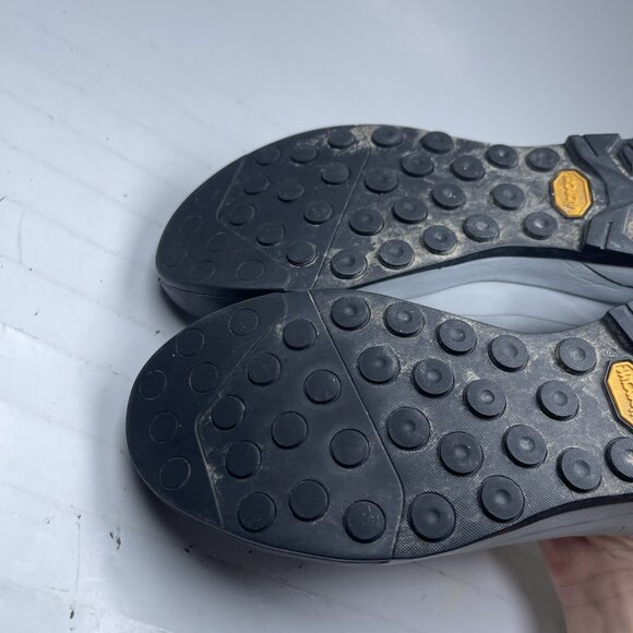 Arc’teryx Acrux SL Hiking Approach Shoes Women's- Sizes 8.5 Light Grey Baby Blue - Picture 7 of 16